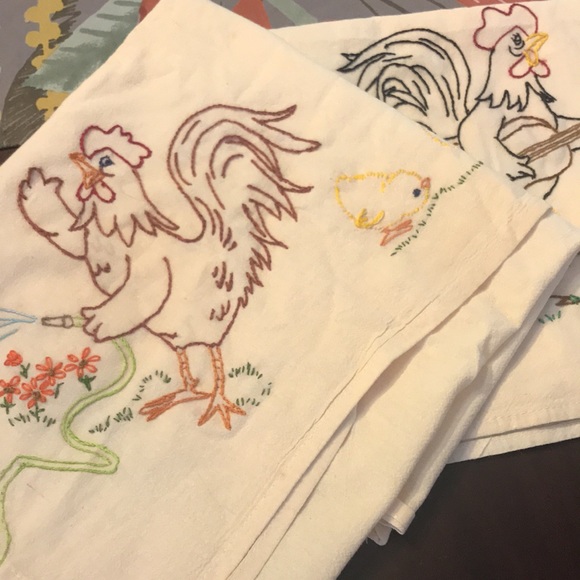 Two tea towels - Picture 2 of 8